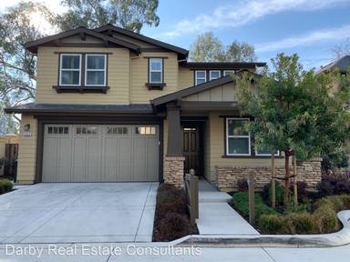 Main picture of 563 Gyles Pl