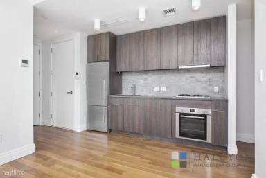 Main picture of 1329 Myrtle Ave