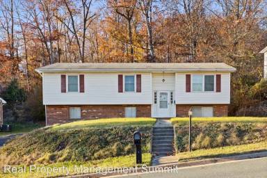 Main picture of 825 Paul St