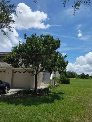 Main picture of 9441 Myrtle Creek Ln