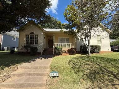 Main picture of 6328 Cedar Waters Dr