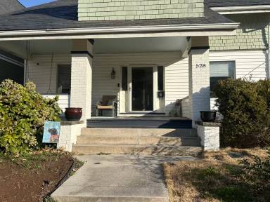 Main picture of 528 Virginia Ave