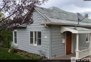 Main picture of 2526 4th St