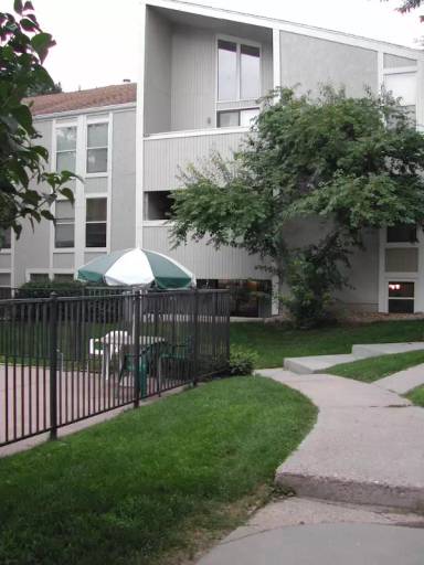 Main picture of 3870 S Fraser St