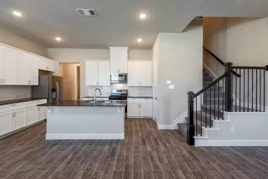 Main picture of 6298 Blythe Dr