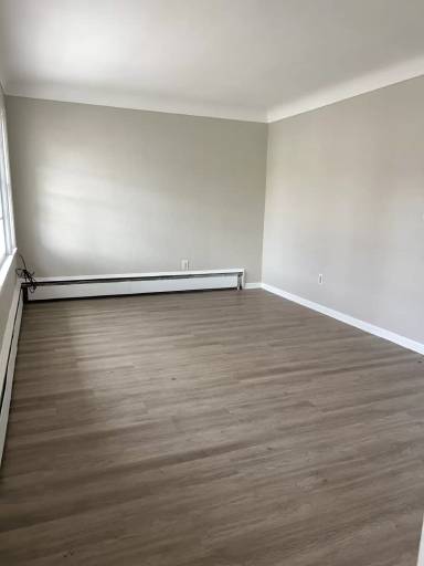 Main picture of 2831 3rd Ave SE