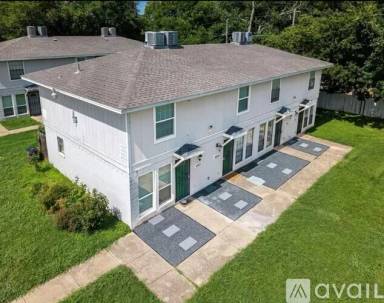 Main picture of 329 Lena Ln