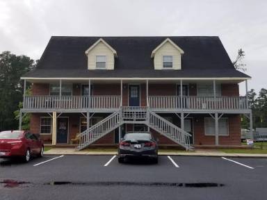 Main picture of 700 N Roberts Ave