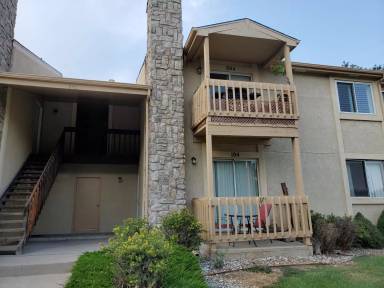 Main picture of 842 Tenderfoot Hill Rd