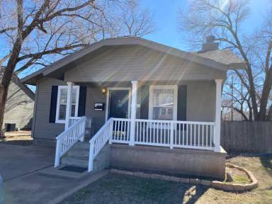 Main picture of 2415 25th St