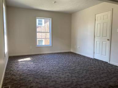 Main picture of 667 Spruce St