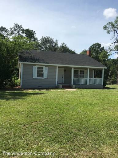 Main picture of 106 Ravenwood Ct