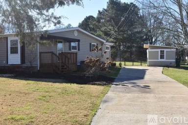 Main picture of 8220 Iris Rd