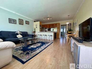 Main picture of 1255 N Harper Ave