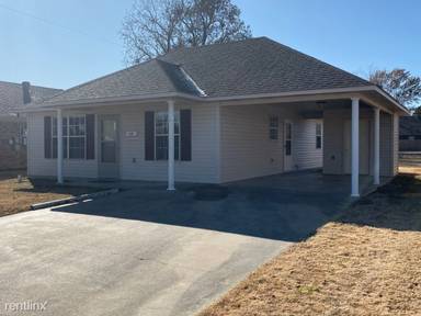 Main picture of 702 S 4th St