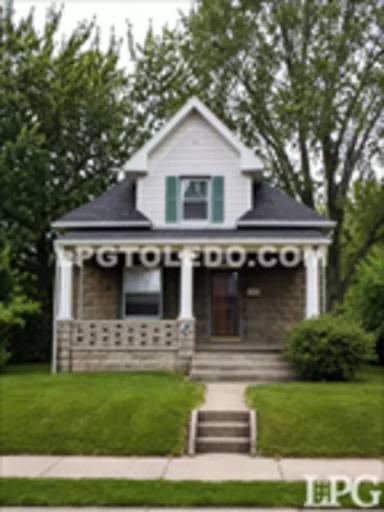 Main picture of 1713 Greenwood Ave