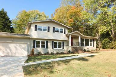 Main picture of 2906 Garth Rd SE