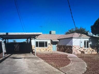 Main picture of 102 Continental Ave