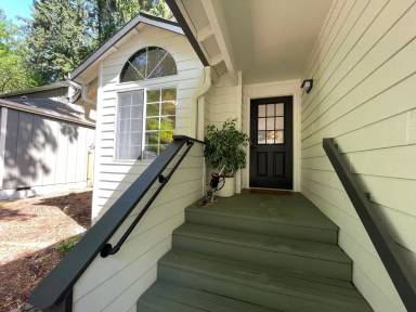 Main picture of 4235 Harvey Way