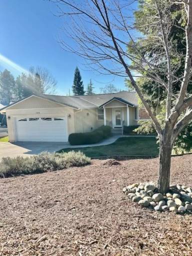 Main picture of 17874 Lake Forest Dr