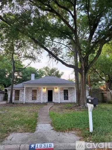 Main picture of 10310 Pine Pass Dr