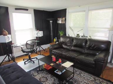 Main picture of 215-217 N Blair St