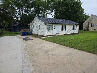 Main picture of 414 Washington St