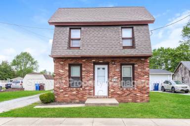 Main picture of 17 Hunt St