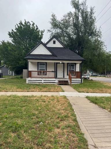 Main picture of 208 N Ash St