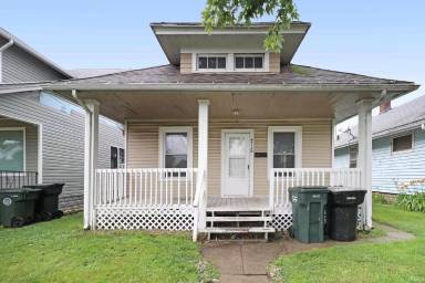 Main picture of 715 N Brookfield St