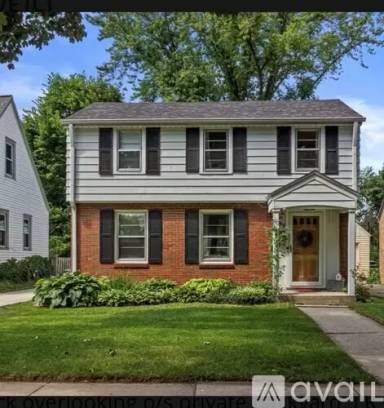 Main picture of 2649 N 65th St