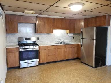 Main picture of 253 Nelson St