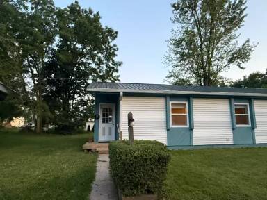 Main picture of 509 E 2nd St