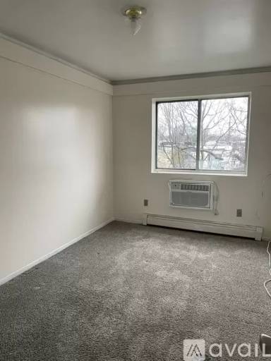 Main picture of 2 86th St