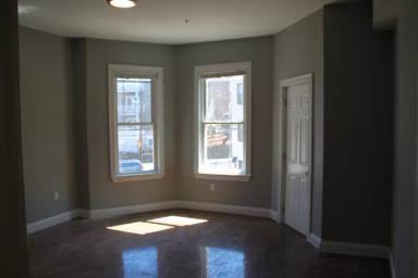 Main picture of 3215 Washington St
