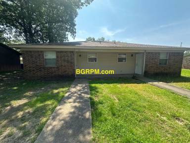 Main picture of S.James,Gina,Whitt Duplexes