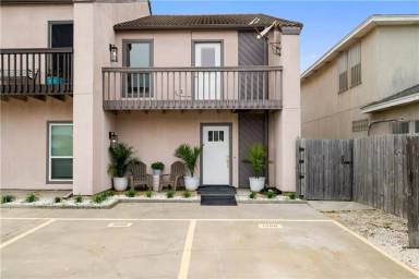 Main picture of 15317 Bonasse Ct