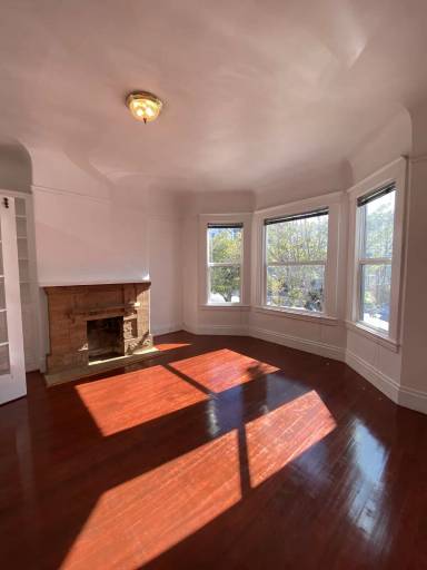 Main picture of 417 Missouri St