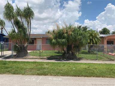Main picture of 10755 SW 222nd Dr