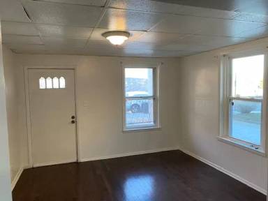 Main picture of 2919 Frederick Ave