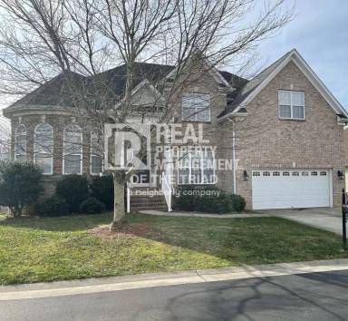 Main picture of 1925 Waterford Village Dr