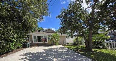 Main picture of 795 Stocks St