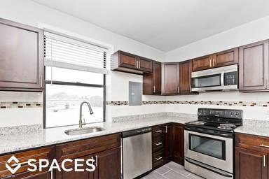 Main picture of 3631 W Dickens Ave