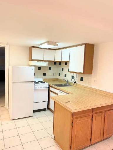 Main picture of 1536 17th St NW