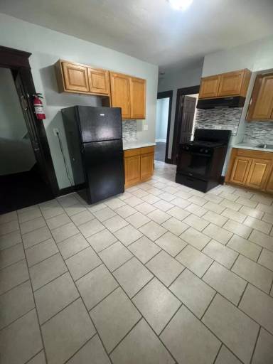 Main picture of 304 Goffe St