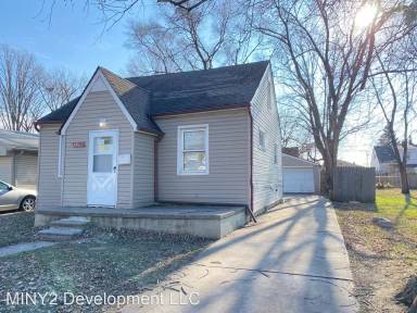 Main picture of 8046 Prospect Ave