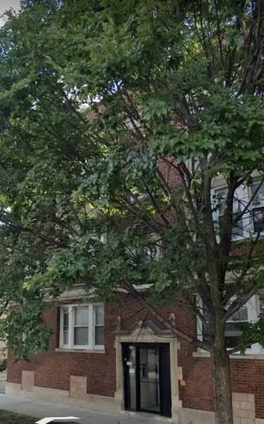 Main picture of 2408 W 66th St