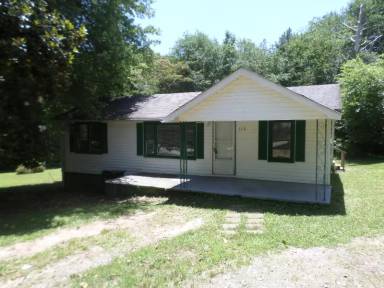 Main picture of 116 Ray Cir
