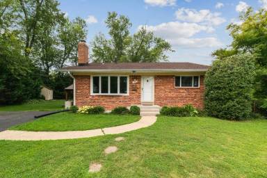 Main picture of 4232 Linden St