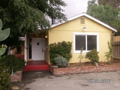 Main picture of 1305-1311 Rincon Road And 401-407 Ave